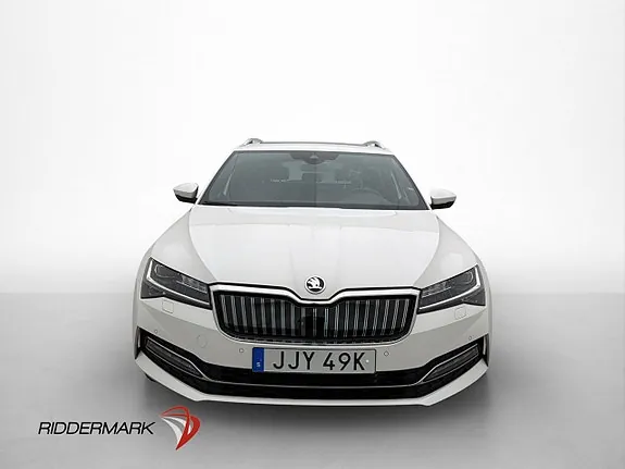 Skoda Superb 2021 photo 2