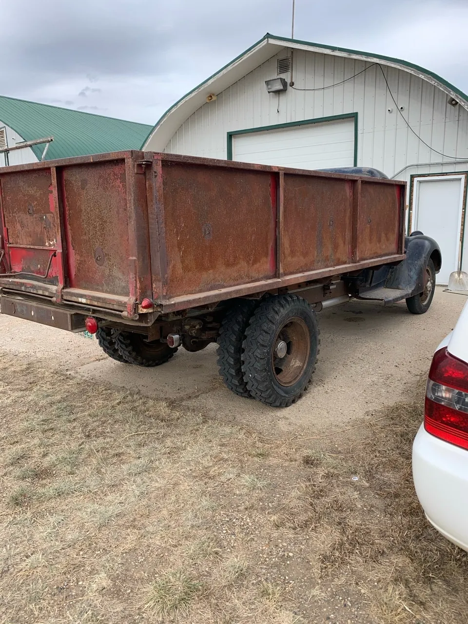 Ford Two Ton 1941 photo 4
