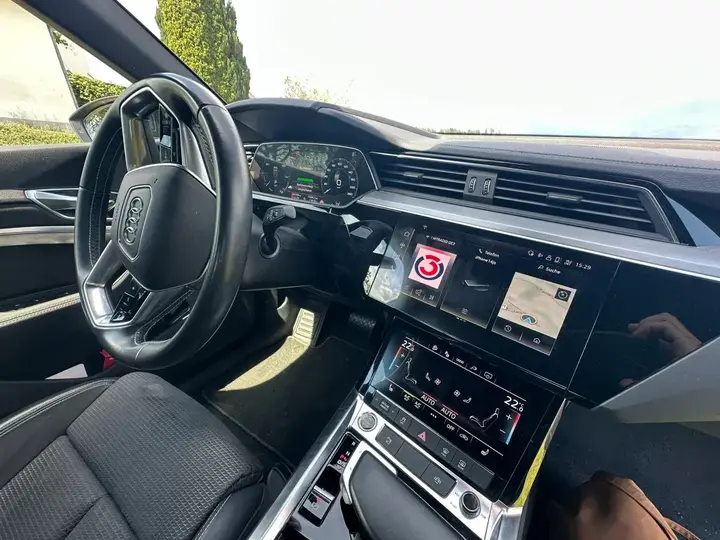 Audi E-Tron 2020 photo 3