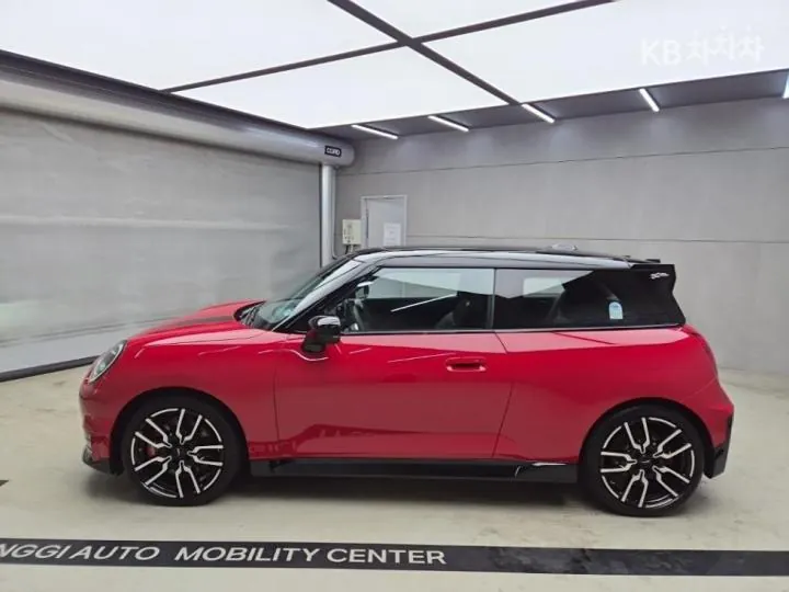 BMW Mini Cooper 2025 photo 4