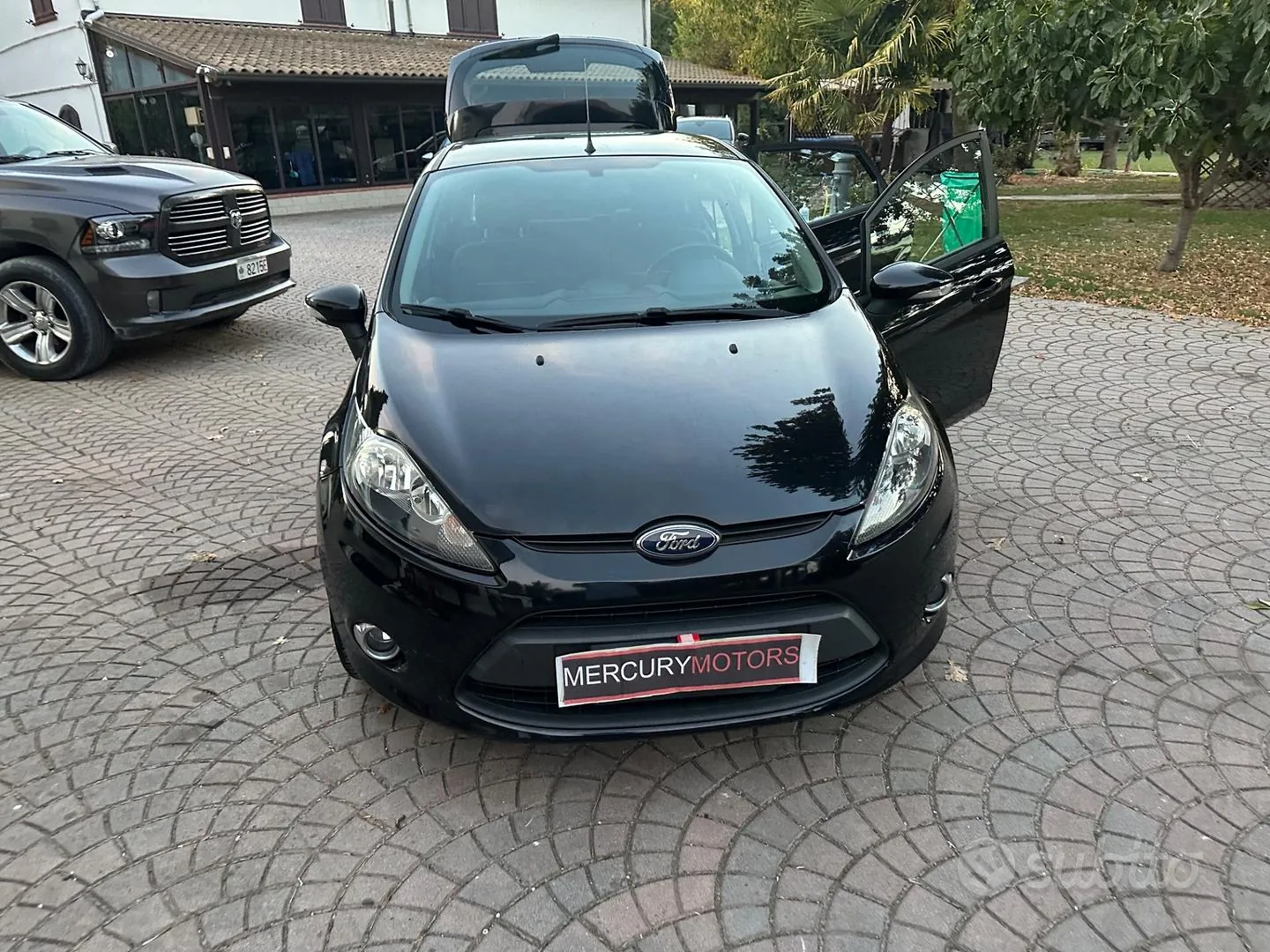 Ford Fiesta 2013 photo 4
