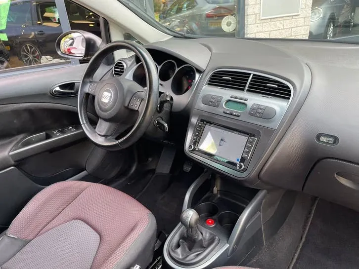Seat Altea 2006 photo 2