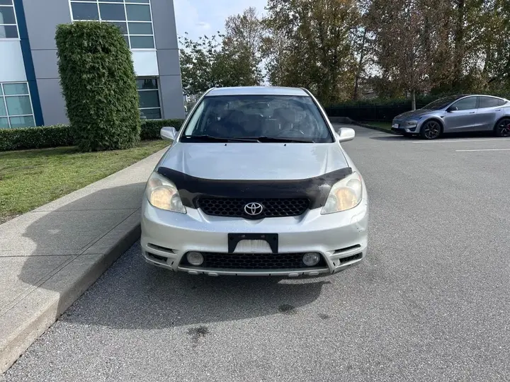 Toyota Matrix 2004 photo 4