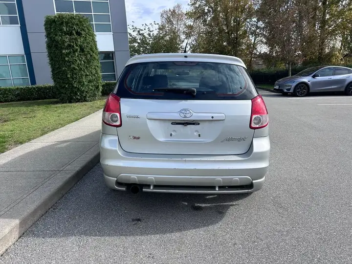 Toyota Matrix 2004 photo 5