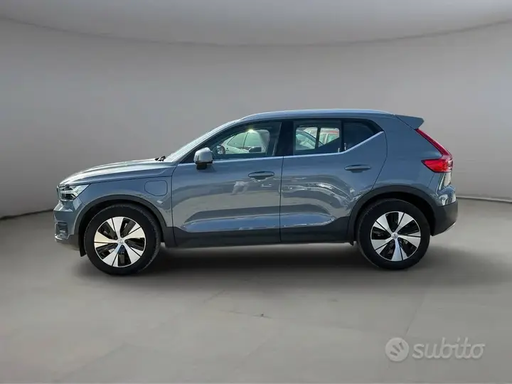 Volvo Xc40 2021 photo 2