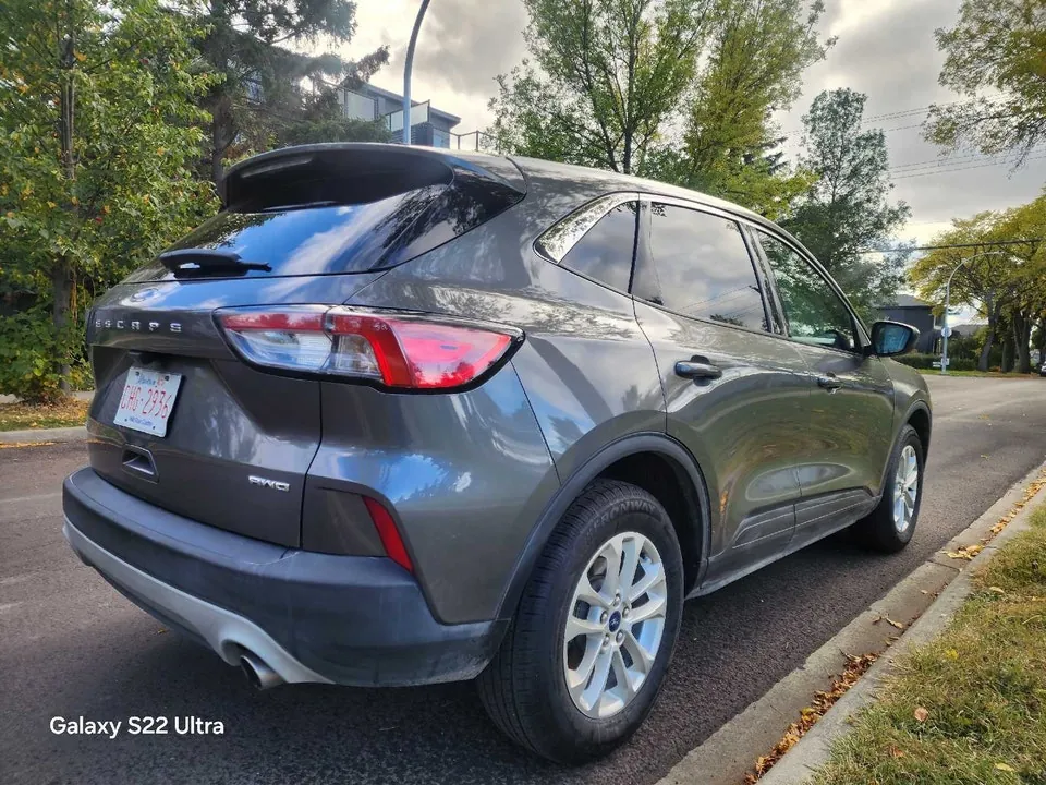Ford Escape 2021 photo 3