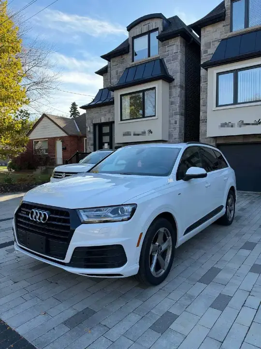 Audi Q7 2019 photo 2
