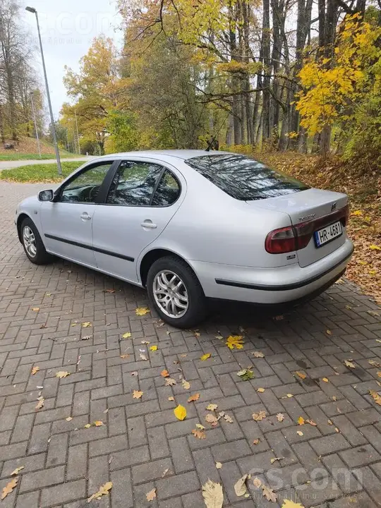 Seat Toledo 1999 photo 2