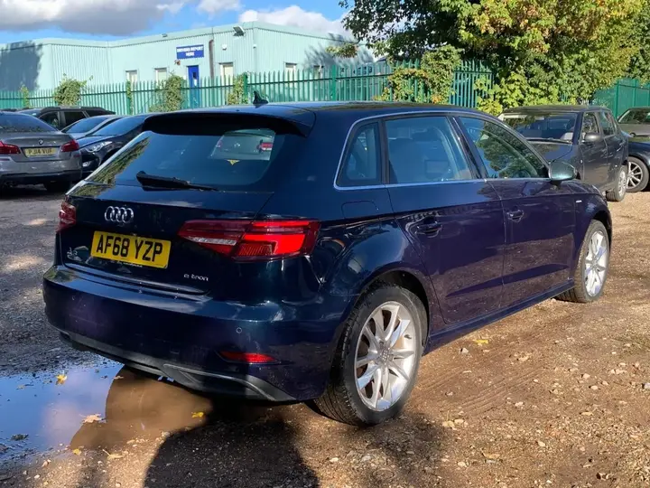 Audi A3 2018 photo 5