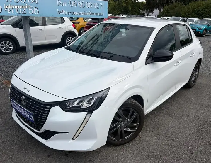 Peugeot 208