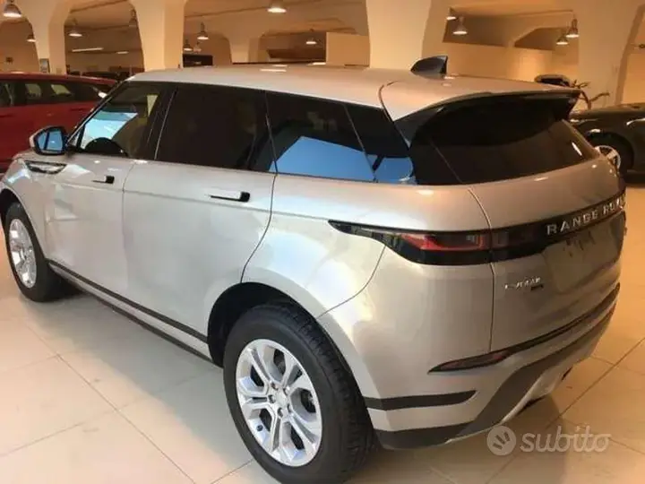 Land Rover Evoque 2020 photo 4
