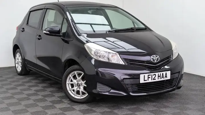 Toyota Yaris 2012 photo 5