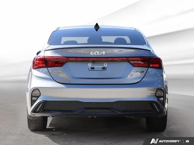 Kia Forte 2023 photo 4