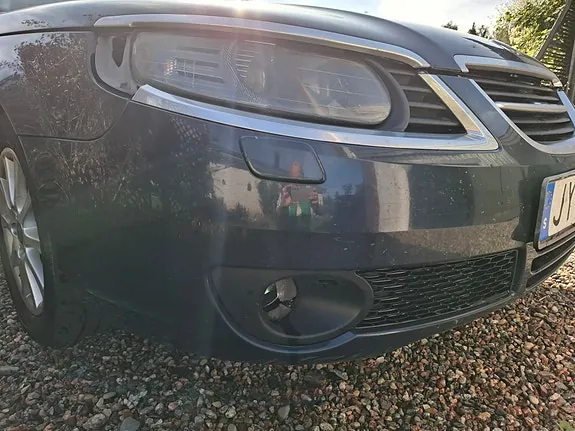 Saab 9-5 2010 photo 2