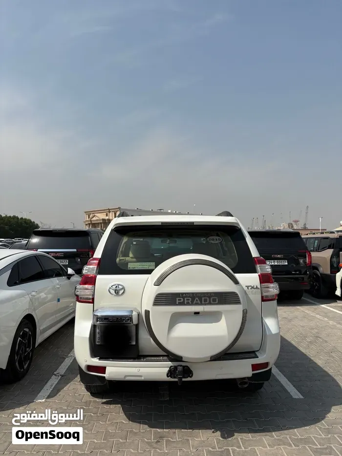 Toyota Prado 2015 photo 3