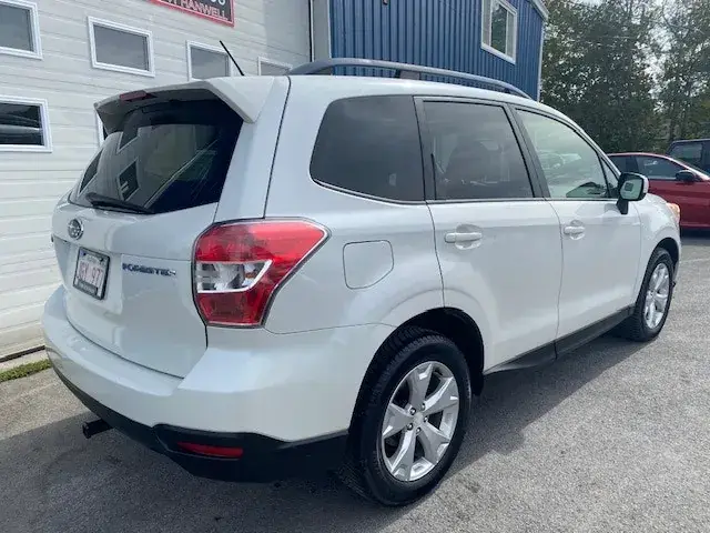 Subaru Forester 2014 photo 4
