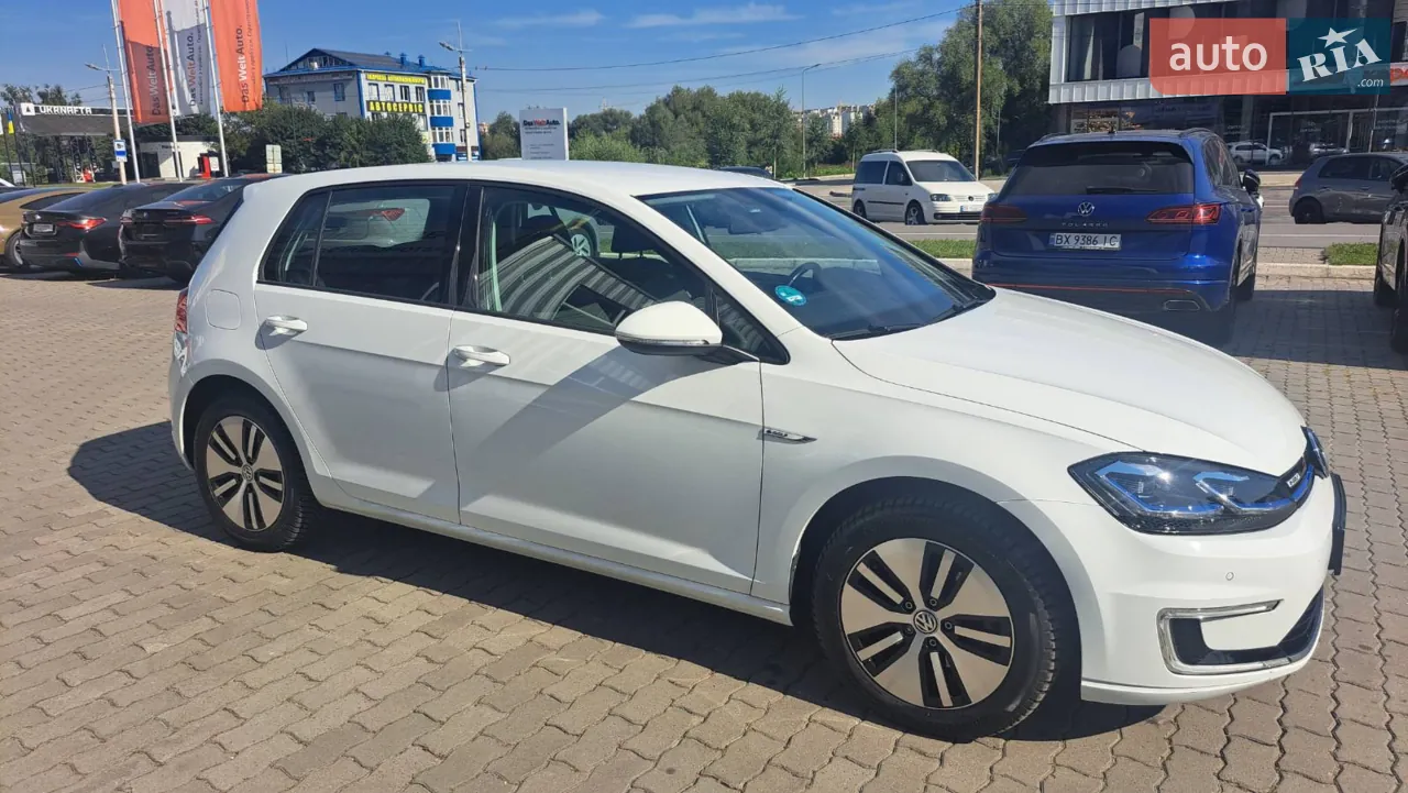 Volkswagen E-Golf 2018 photo 3