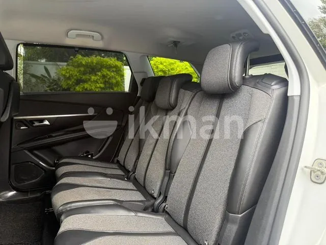 Peugeot 5008 2018 photo 5