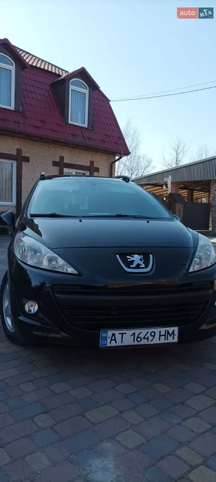 Peugeot 207 2009 photo 2