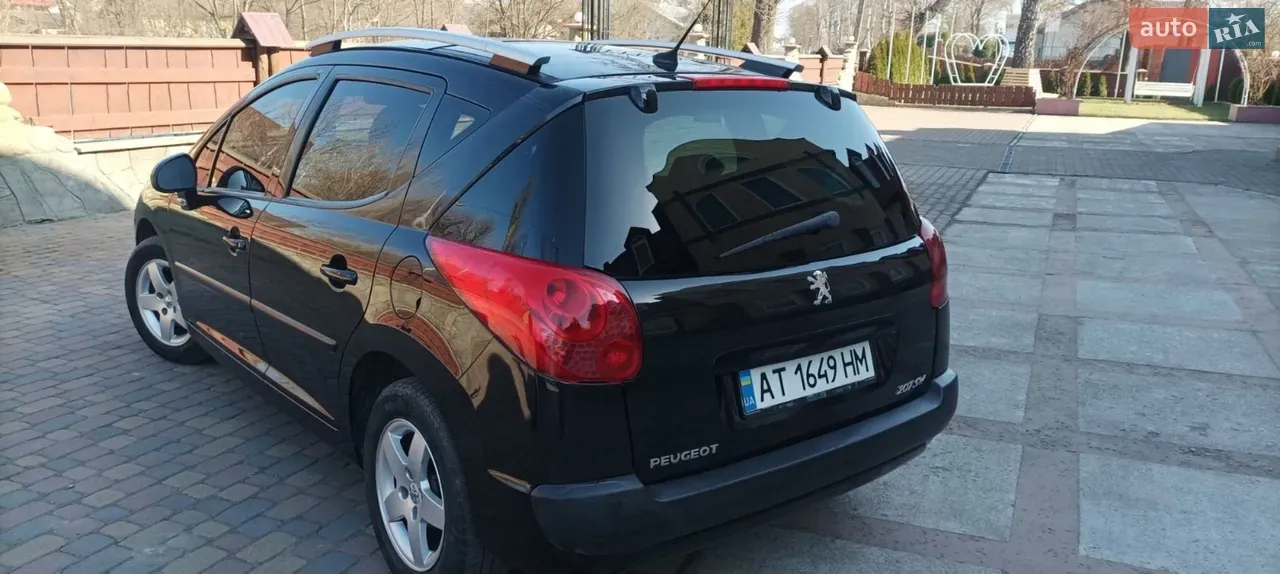 Peugeot 207 2009 photo 5