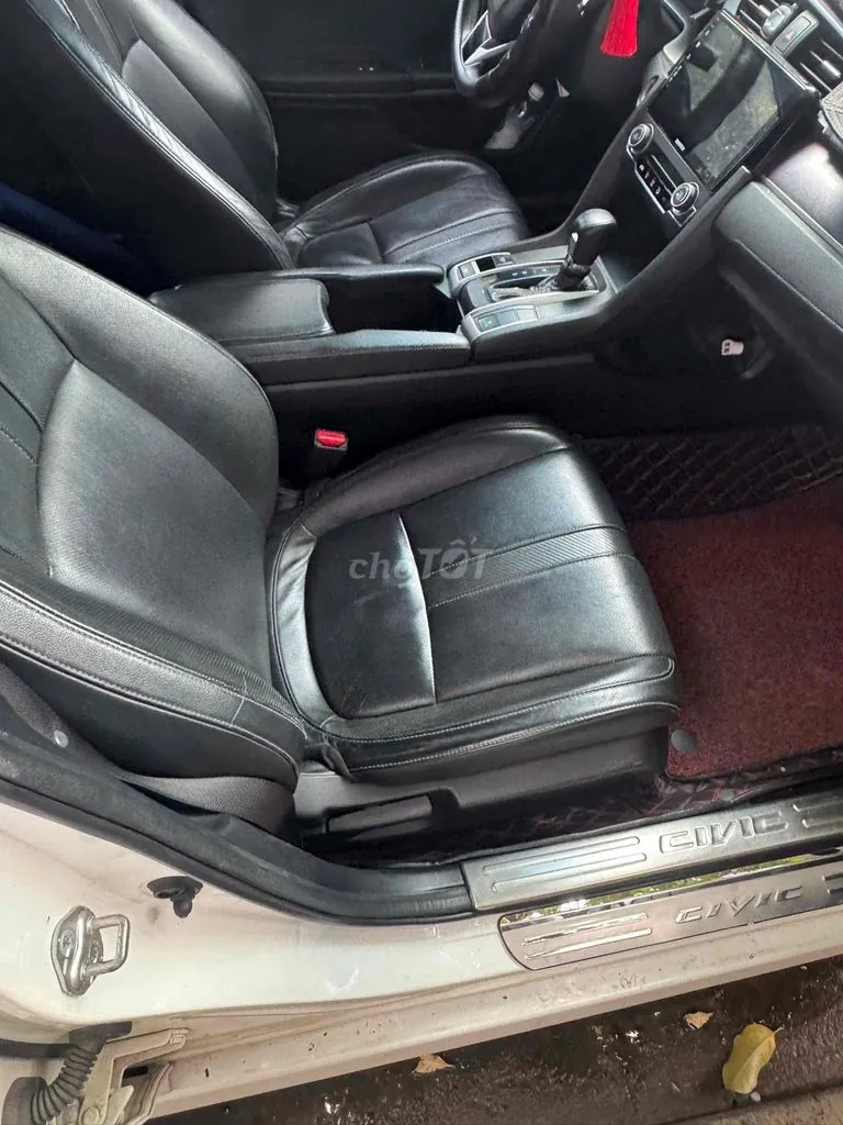 Honda Civic 2018 photo 5