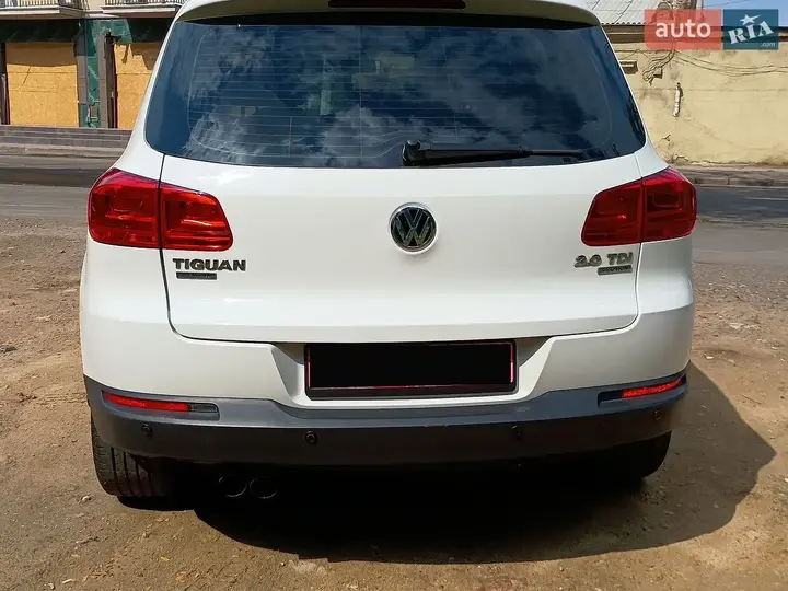 Volkswagen Tiguan 2011 photo 4