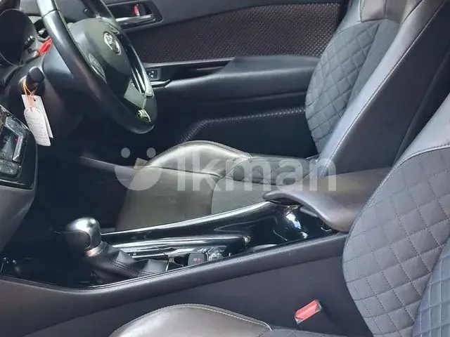 Toyota C-Hr 2018 photo 5