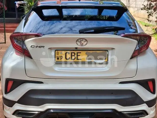 Toyota C-Hr 2018 photo 3