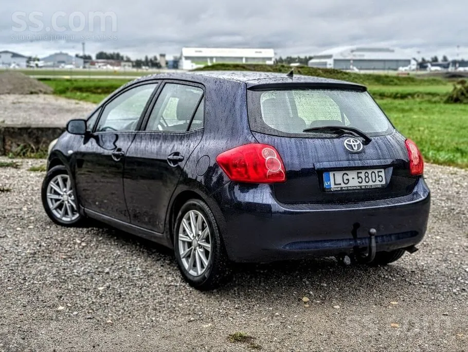Toyota Auris 2007 photo 3