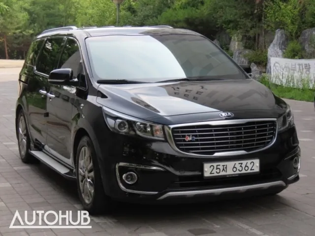 Kia Carnival 2018 photo 2