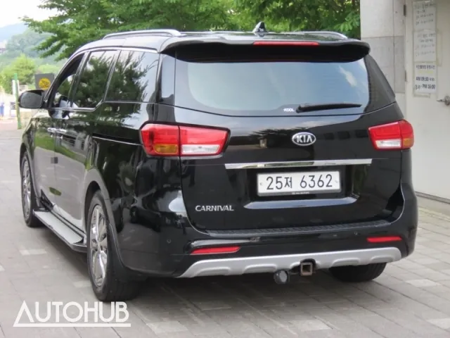 Kia Carnival 2018 photo 4