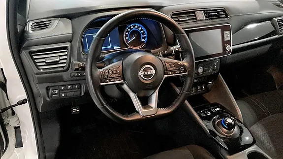 Nissan Leaf 2023 photo 5