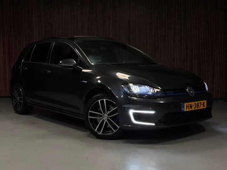 Volkswagen Golf 2015 photo 3