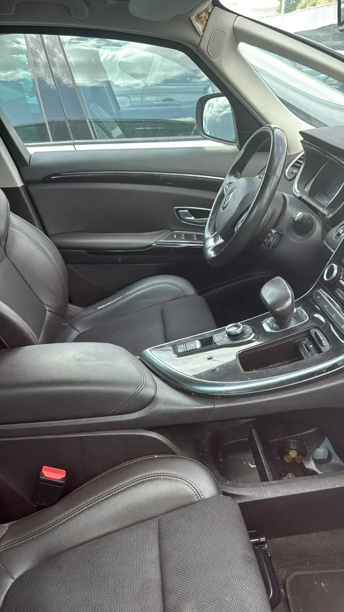 Renault Grand Espace 2016 photo 3