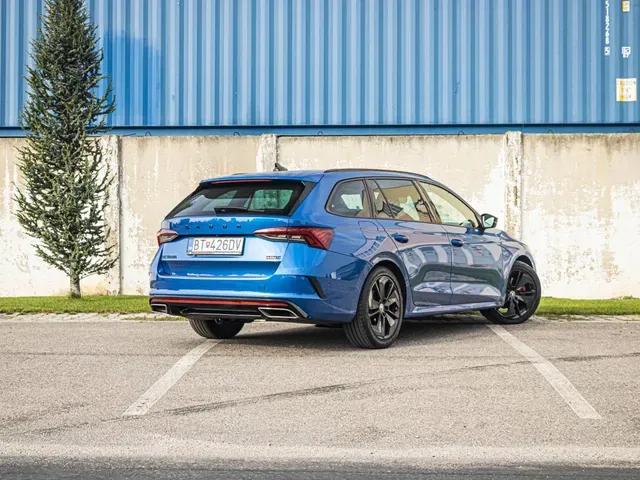 Skoda Octavia 2022 photo 4