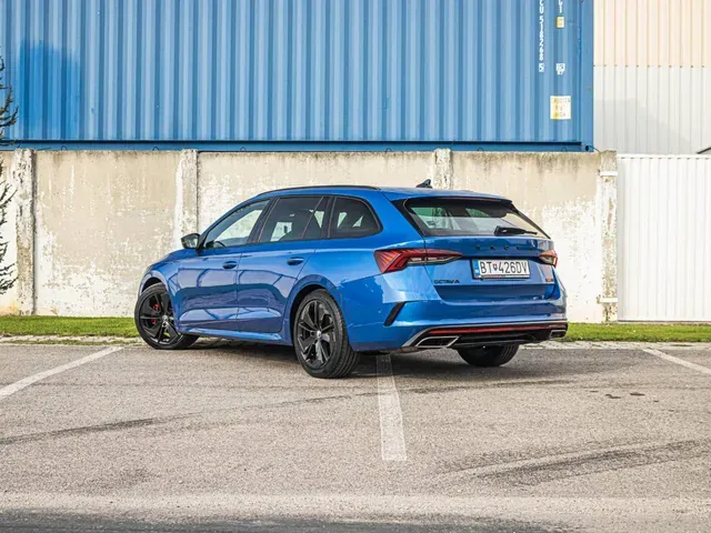 Skoda Octavia 2022 photo 3