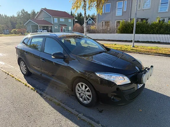 Renault Megane Iii 2010 photo 3
