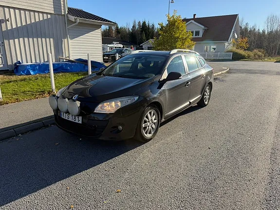 Renault Megane Iii 2010 photo 2