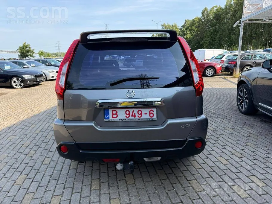 Nissan X-Trail 2012 photo 4