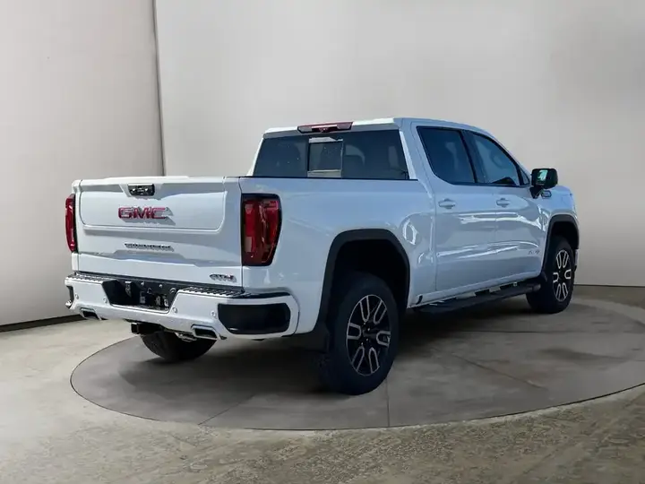 GMC Sierra 1500 2026 photo 5