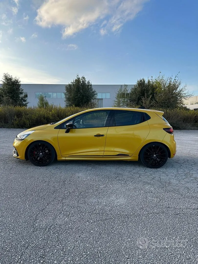 Renault Clio 2018 photo 2