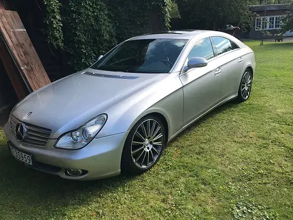 Mercedes-Benz Cls320
