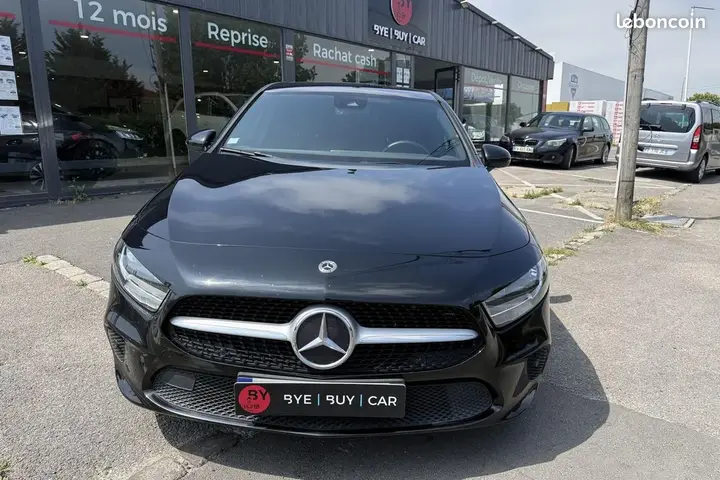 Mercedes-Benz A-Class 2021 photo 2