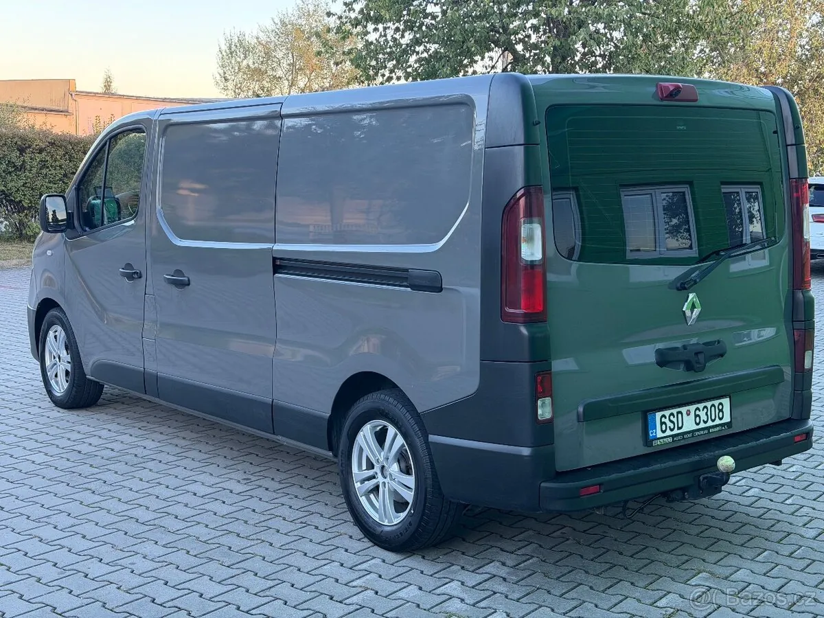 Renault Trafic 2015 photo 5