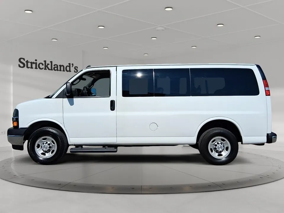 Chevrolet Express 2023 photo 5