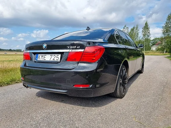 BMW 730 2010 photo 2