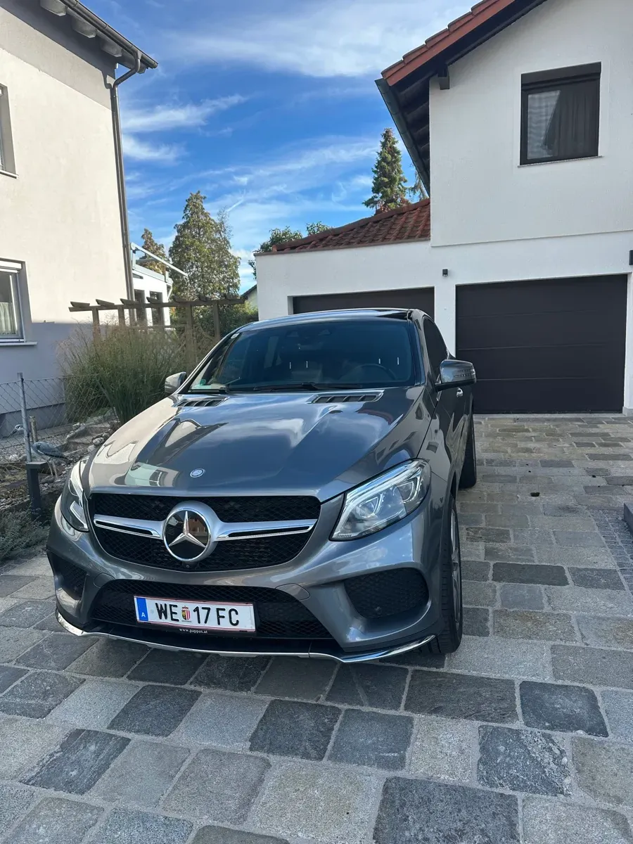 Mercedes-Benz Gle 2017 photo 2