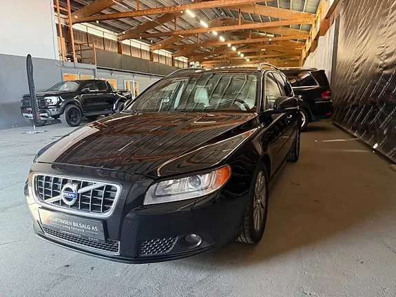 Volvo V70 2012 photo 4