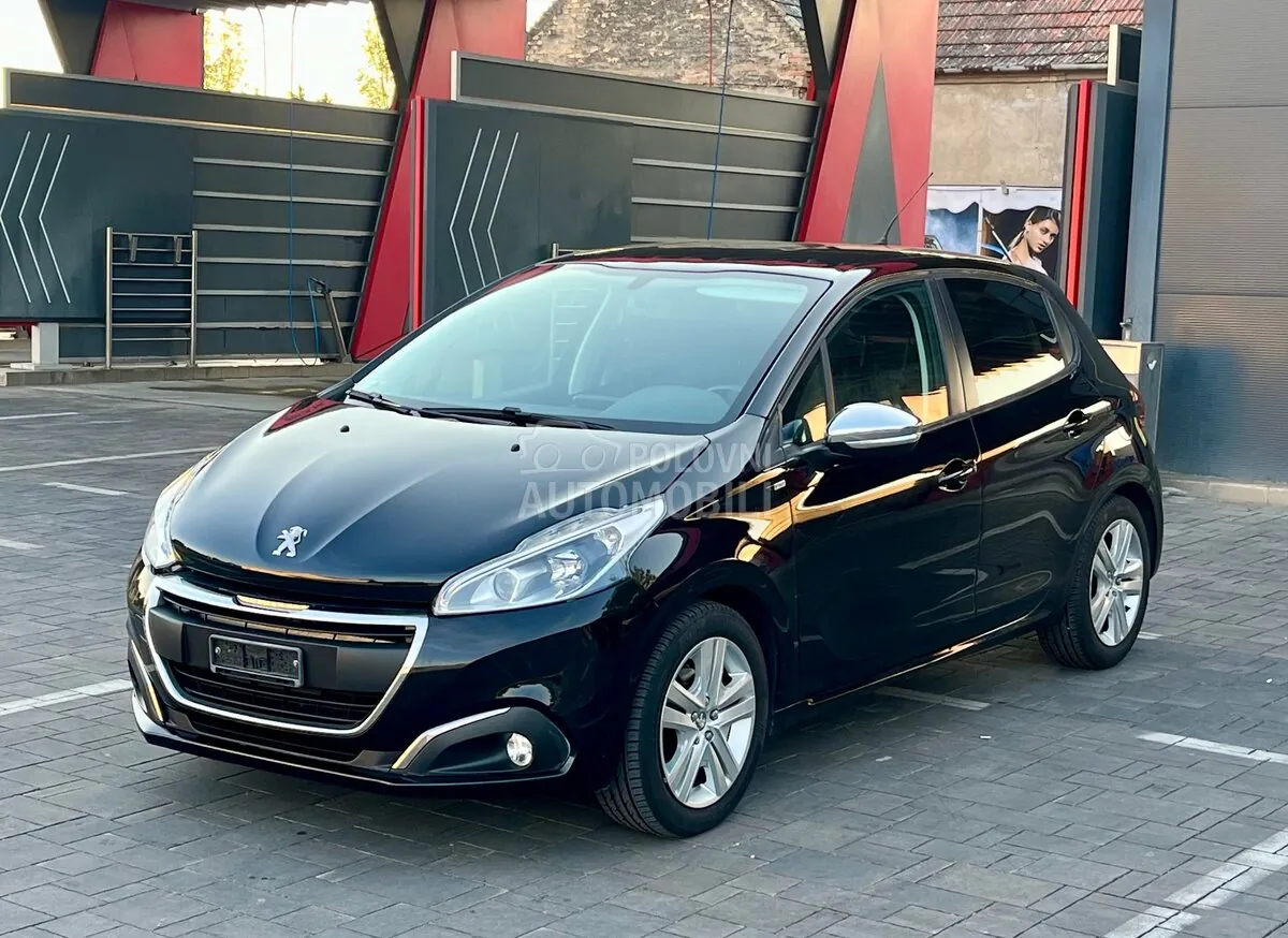 Peugeot 208 2016 photo 3