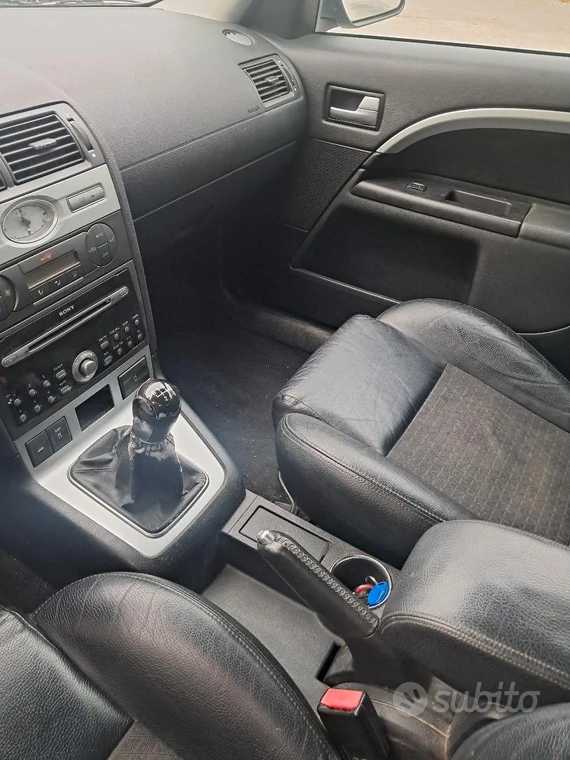 Ford Mondeo 2004 photo 4